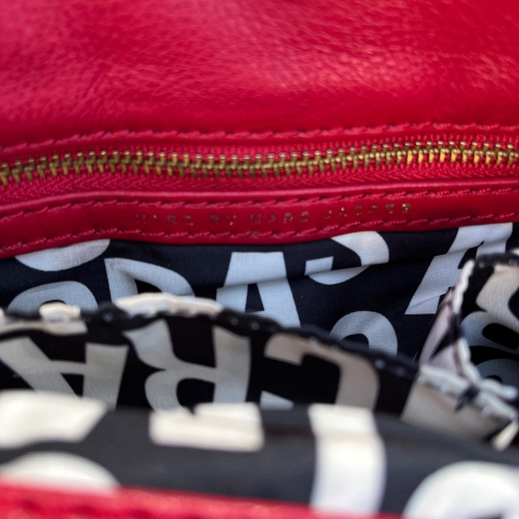 Marc by Marc Jacobs Classic Q Hillier Hobo red bag - Picture 14 of 15